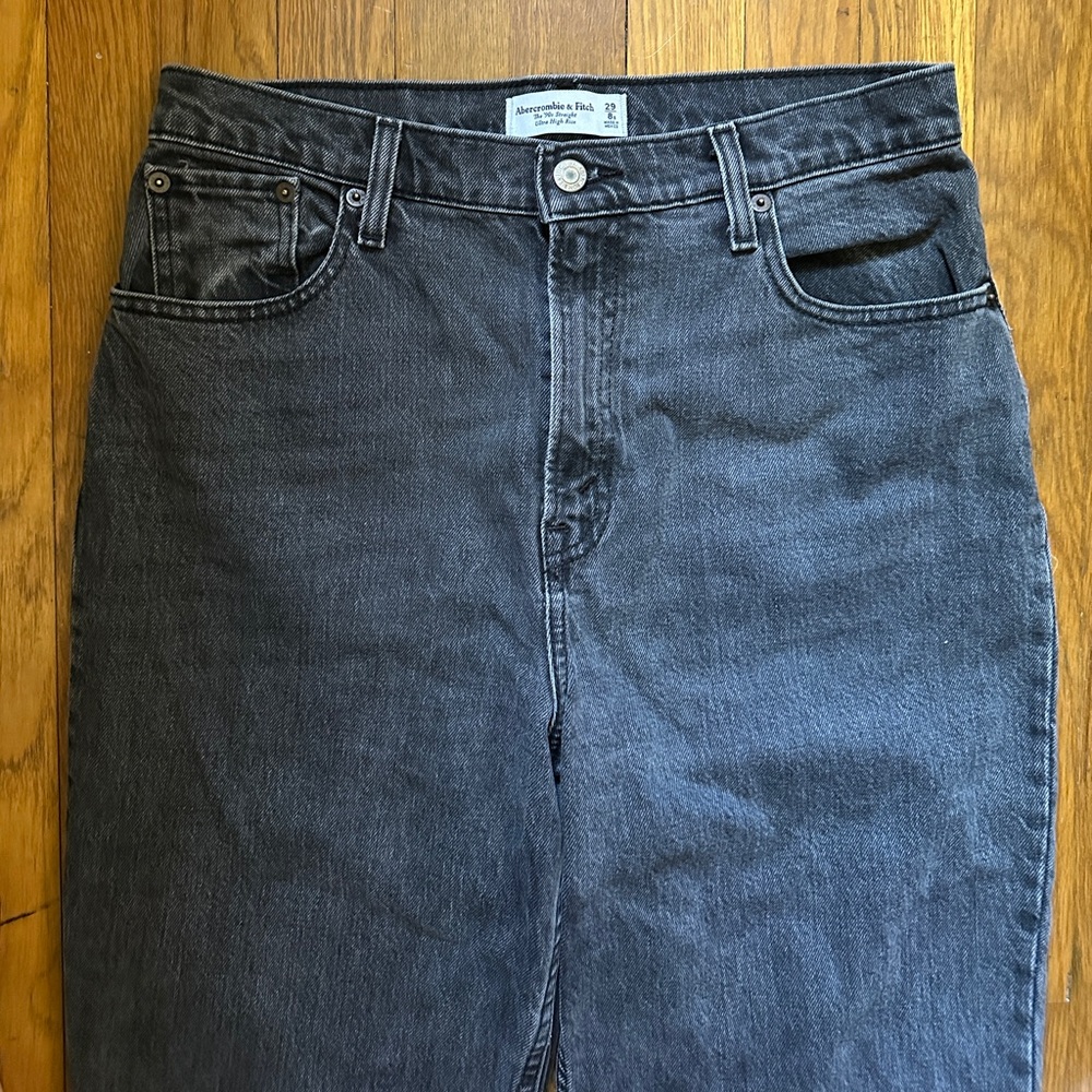 Abercrombie & Fitch Curve Love 90s Straight Ultra High Rise jeans black denim - Picture 3 of 5